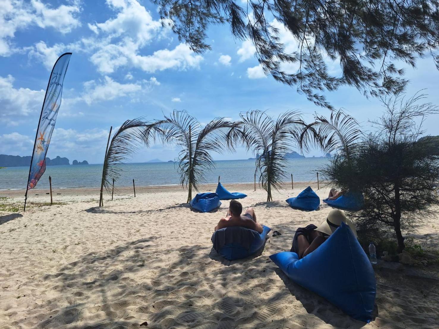 Pan Beachfront Resort Krabi 클롱 무앙 비치 외부 사진