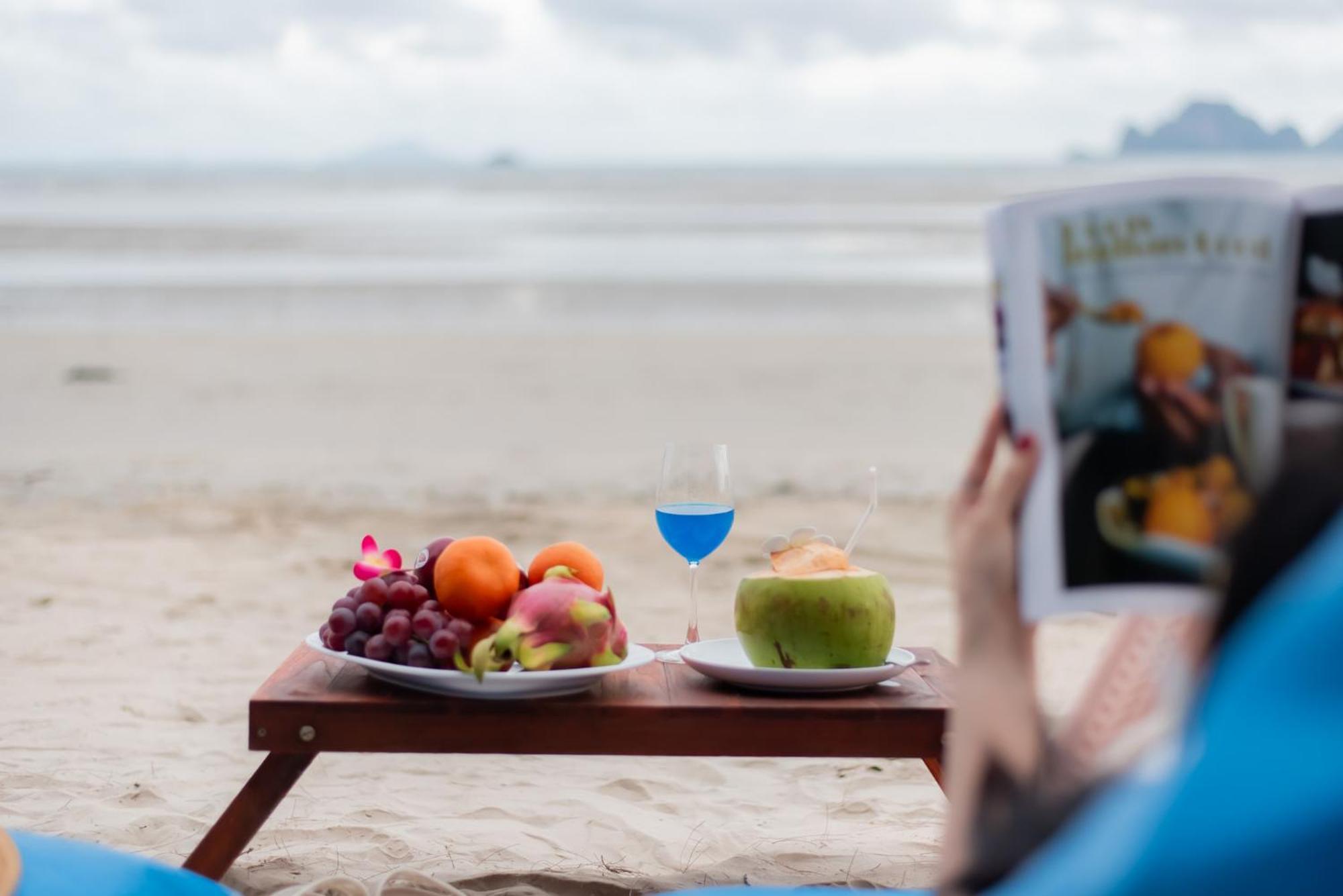 Pan Beachfront Resort Krabi 클롱 무앙 비치 외부 사진