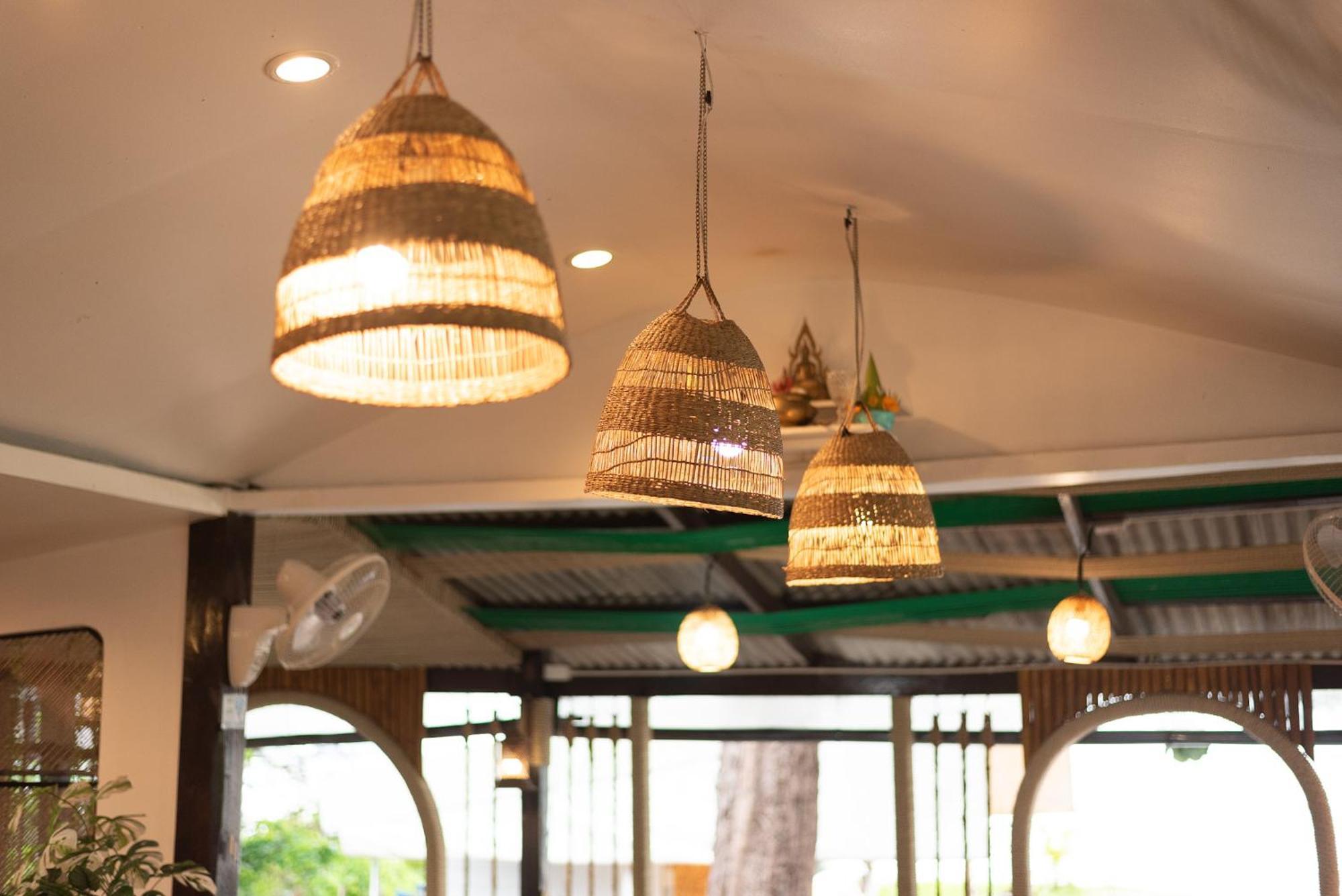 Pan Beachfront Resort Krabi 클롱 무앙 비치 외부 사진