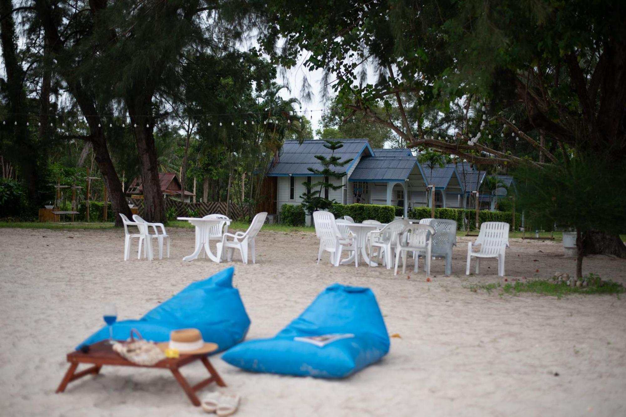 Pan Beachfront Resort Krabi 클롱 무앙 비치 외부 사진